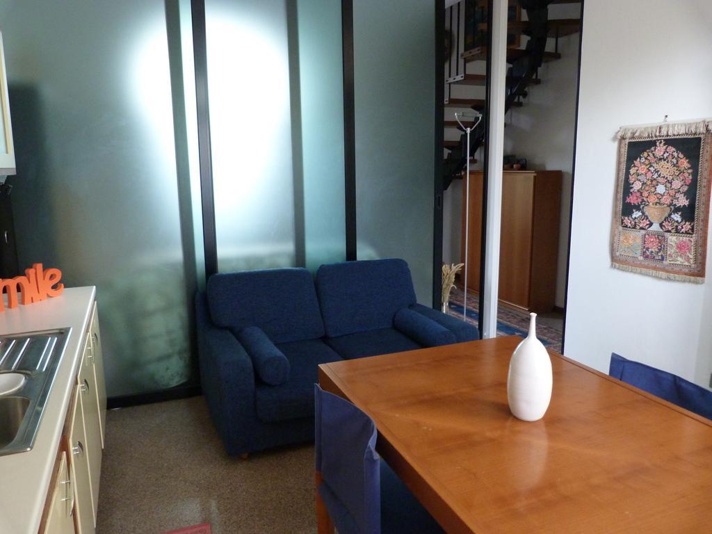 Appartamento Lago Maggiore Arona Exterior foto